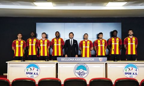 Kayserispor Yeni Transferlerini Tanıttı