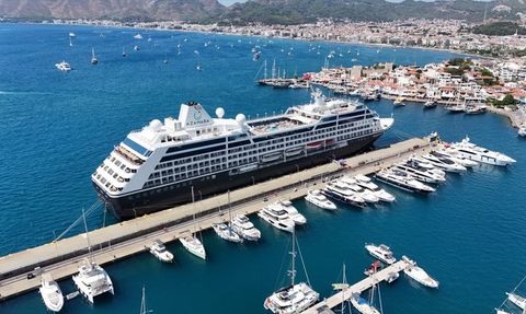 Marmaris'e İki Kruvaziyer Ziyareti