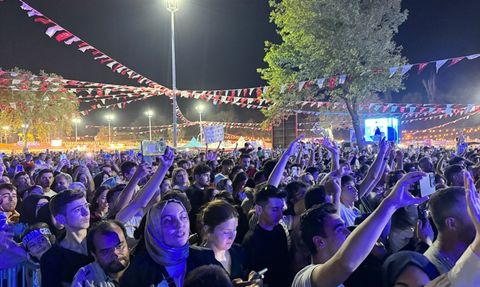 Mustafa Ceceli Kahramanmaraş Fuarı'nda Performans Sergiledi