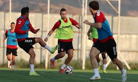 Sivasspor, Erzurumspor FK Maçına Hazırlanıyor