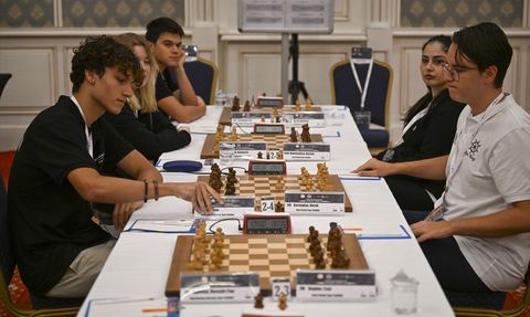 Türkiye İş Bankası Satranç Süper Ligi Ankara'da Devam Ediyor