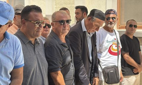 Ümit Aktan Son Yolculuğuna Uğurlandı