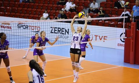 2025 Ahmet Göksu Özel Voleybol Kadınlar Turnuvası'nda 3. Gün Maçları Tamamlandı