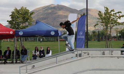 Efe Erdem Sevinç Anısına Kayseri Jam Street Yarışması Düzenlendi