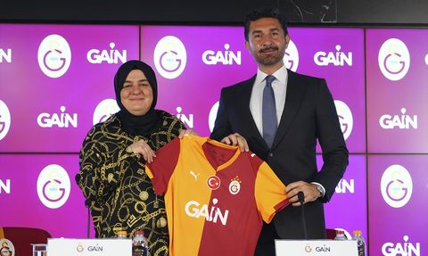 Galatasaray ve GAİN Medya Arasında Kadın Futbol Sponsorluk Anlaşması İmzaladı
