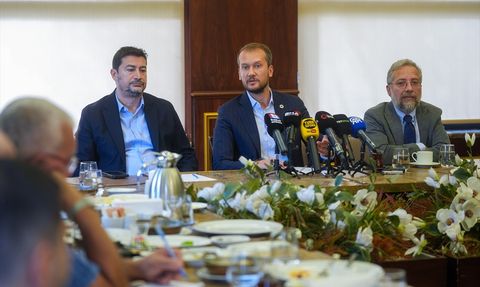 Gençlerbirliği Yönetimi, Basınla Buluştu