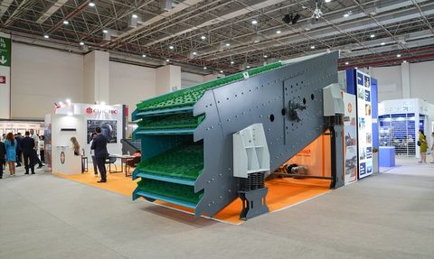 İzmir'de 11. Uluslararası Madencilik Fuarı Başladı