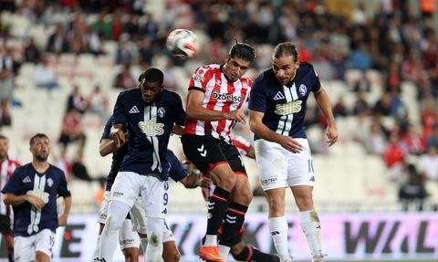 Özbelsan Sivasspor, SMS Grup Sarıyer'i 1-0 Geçti