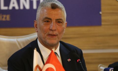 Ticaret Bakanı Ömer Bolat Rize'de Ekonomik Gelişmeleri Değerlendirdi