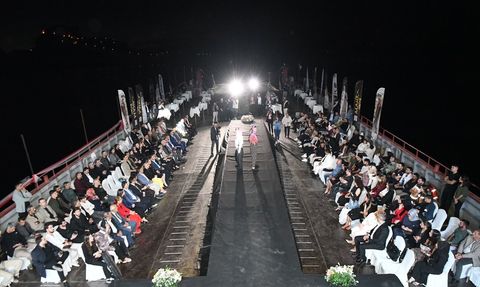 Tunceli'de Geleneksel Moda Defilesi Gerçekleşti
