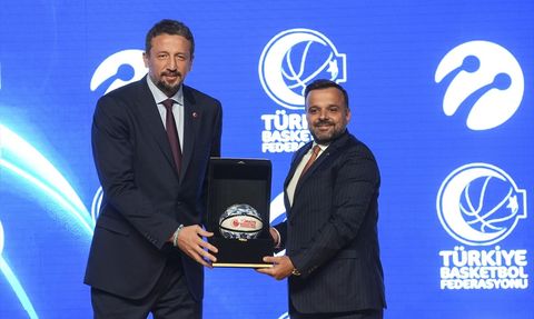 Turkcell ve TBF'den Tarihi Sponsorluk Anlaşması