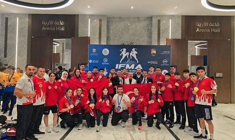Türkiye Genç Muay Thai Takımı, Dünya Şampiyonası'ndan 15 Madalya ile Döndü