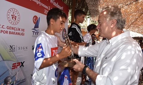 Züber TYF Windsurf Türkiye Ligi Şampiyonası'nın 3. Ayak Yarışları Tamamlandı