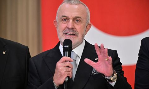 Ahmet Ürkmezgil, Beşiktaş Üyeleriyle Buluştu