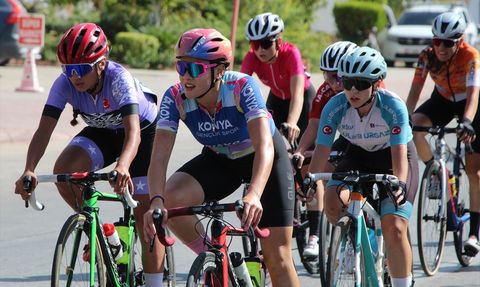 Alanya'da Türkiye Kupası 7. Etap Puanlı Yol Yarışları Tamamlandı