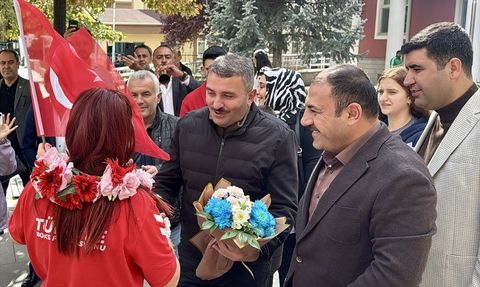 Avrupa Şampiyonu Boksör Yılmaz, Kırşehir'de Gururla Karşılandı