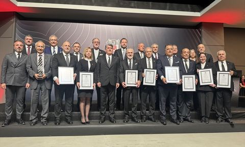 Beşiktaş'ta Yeni Dönem Başladı: Ahmet Ürkmezgil Divan Kurulu Başkanlığına Seçildi