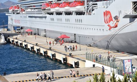 Bodrum'a 'Resilient Lady' Kruvaziyeri İle Gelen 2,612 Yolcu