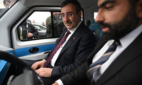 Cumhurbaşkanı Yardımcısı Yılmaz Düzce'de İş Dünyası Temsilcileriyle Bir Araya Geldi