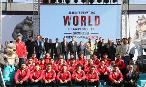 Kahramanmaraş'ta Türkiye Kısa Şalvar Güreş Şampiyonası Başlıyor