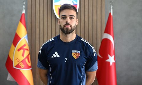 Kayserispor Kaptanı Miguel Cardoso, Başarı İçin İyi Uyum Sürecine İhtiyaç Duyduklarını Belirtti