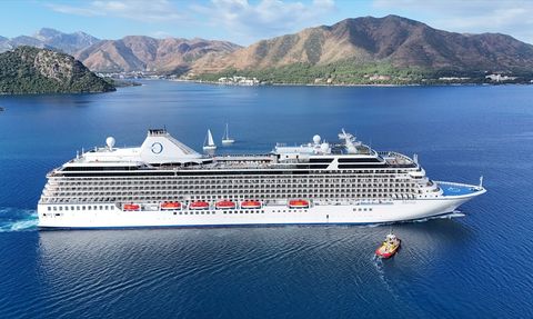 Marmaris'e Gelen 'Marina' Kruvaziyeri 1193 Yolcu Taşıdı