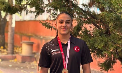 Milli Halterci Türkan Beşikçi, Dünya Şampiyonası için Hazırlanıyor