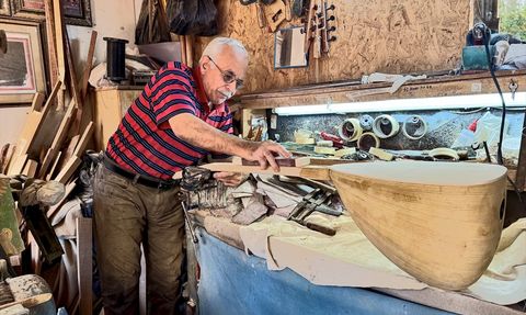 Ramazan Karataş: Bağlama Ustalığı ve Geleneksel Müzik Sevgisi