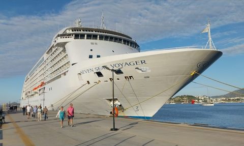 Seven Seas Voyager Kruvaziyeri Bodrum'a Demirledi