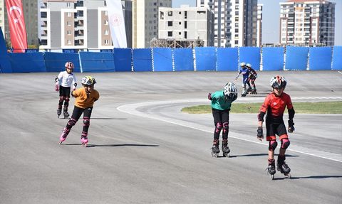 Tekerlekli Paten Türkiye Kulüpler Şampiyonası Başladı