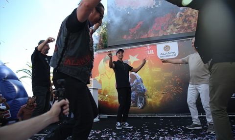 Toprak Razgatlıoğlu'nun Coşkulu Alanya Karşılaması