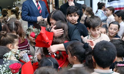 39 Yılın Ardından Duygu Dolu Veda Töreni