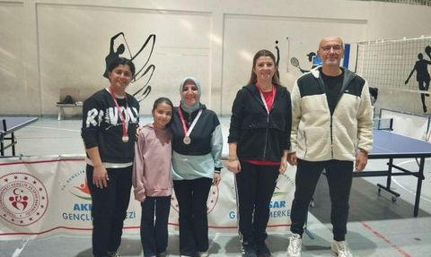 Akhisar'da Öğretmenler Günü Turnuvaları