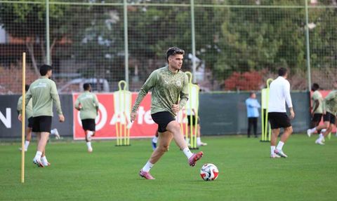 Alanyaspor, Samsunspor Maçı İçin Hazırlıklarını Sürdürüyor