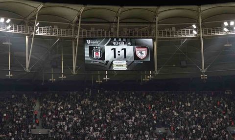 Beşiktaş'ın İç Sahadaki Galibiyet Hasreti Devam Ediyor
