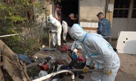 Bursa'da Korkunç Çöp Ev Vakası