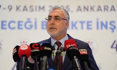 Çalışma Bakanı Işıkhan: Kocaeli'deki Yangın İçin Başmüfettiş Görevlendirildi