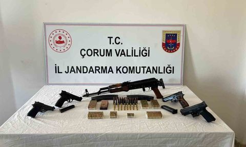 Çorum'da Kaçak Silah Operasyonu: Jandarma 1 Kişiyi Tutukladı