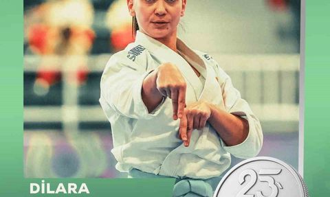 Dilara Bozan Gümüş Madalya Kazandı