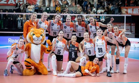 Eczacıbaşı Dynavit, Aras Kargo'yu 3-0 Yenerek Sahasında Zafere Ulaştı