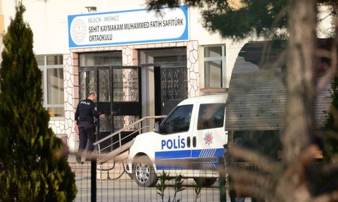 Elektrik Çarpmasıyla Yaralanan Öğrenci Hastaneye Kaldırıldı