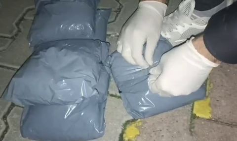 Emekli Polis Memuru Uyuşturucu İle Yakalandı