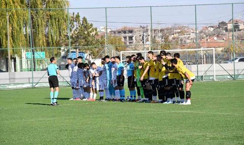 Erciyes Esen Makina FK Lideri Devirerek Öne Geçti