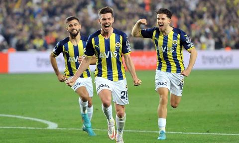 Fenerbahçe ve Galatasaray Derbilerinde Yabancı Futbolcuların Dominasyonu
