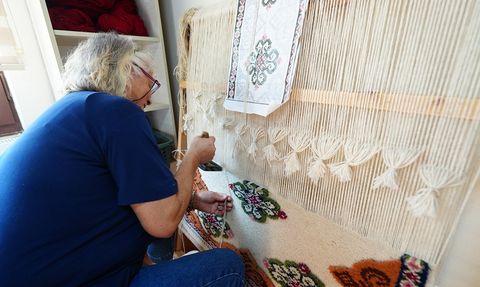 Geleneksel Sanatlar ve Ekonomik Destek: Akçaabat'ta Kadınların Başarısı