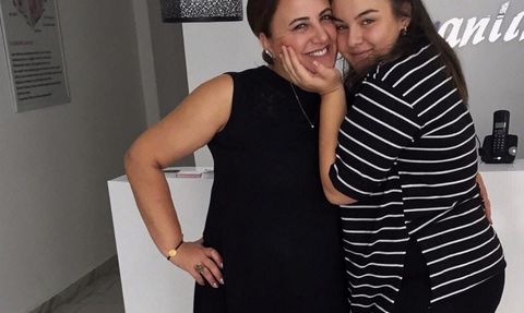 Genç Kız, Annelerini Bıçakla Tehditten Ceza Aldı