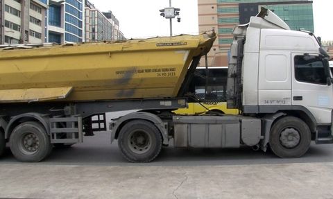 Hafriyat Kamyonu Yaya Çarptı: Bir Yaralı