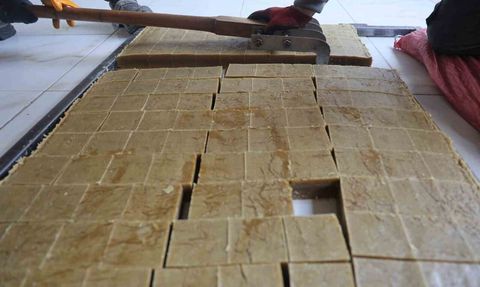 Hatay'da Zeytinyağlı Defne Sabunu Üretimi Artıyor