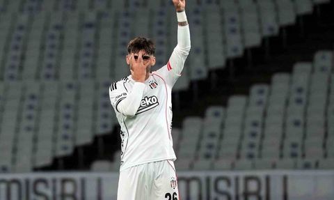 Jota Silva İlk 11'de Gol Attı