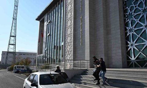 Kars'ta Dolandırıcılık Suçlusuna Operasyon